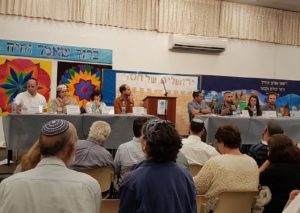 Listening to different opinions at the Reut School